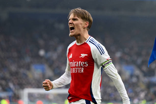 河畔安静垂 河畔安静垂