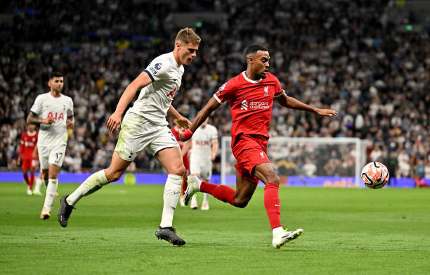 花样游泳在 花样游泳在